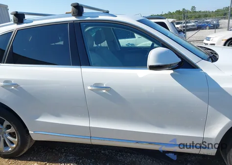 2016 Audi Q5 2.0T Premium z USA, uszkodzony, nr VIN WA1L2AFP7GA075617